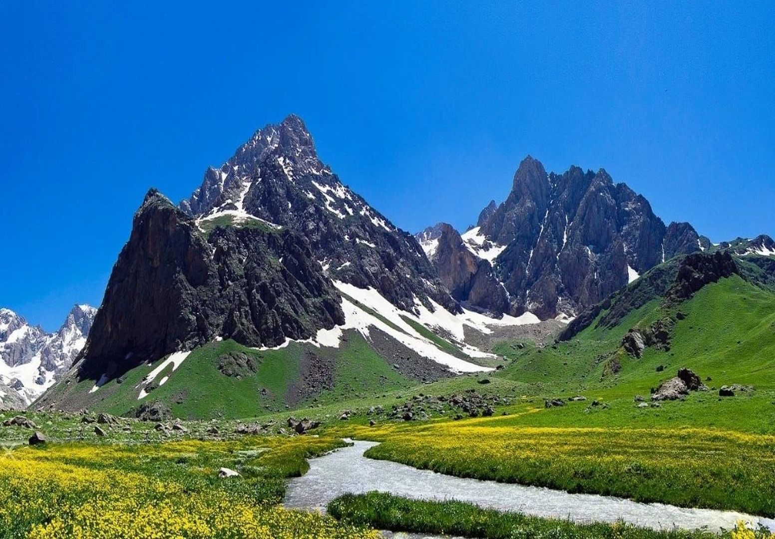 Hakkari, Cilo Buzulları, Cennet Cehennem Vadisi & Berçelan Yaylası